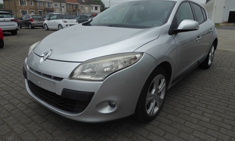 RENAULT Megane