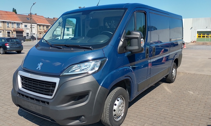 PEUGEOT Boxer