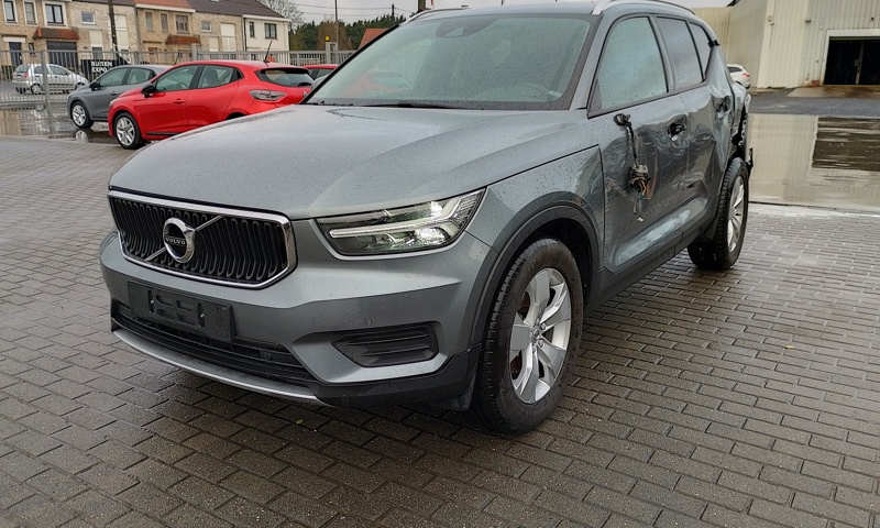 VOLVO XC 40