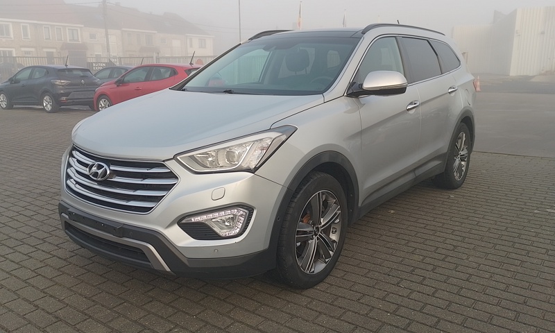 HYUNDAI Grand Santa Fe