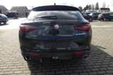 ALFA ROMEO Stelvio (2)