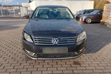 VW Passat (1) VW Passat (1)